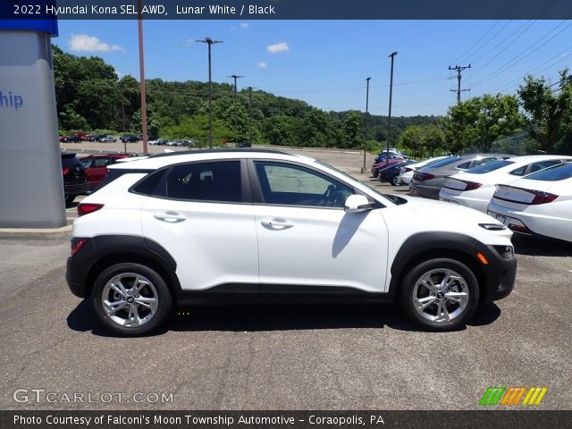 2022 Hyundai Kona SEL AWD in Lunar White