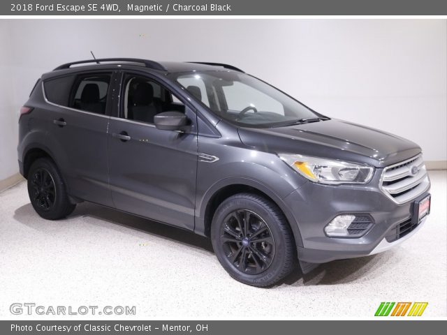 2018 Ford Escape SE 4WD in Magnetic