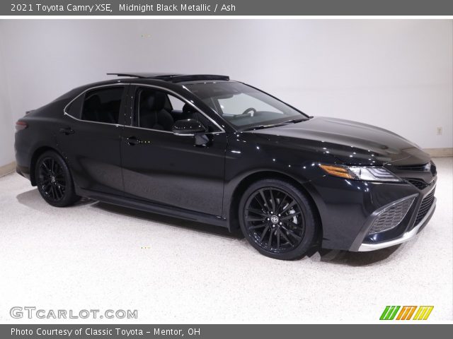 2021 Toyota Camry XSE in Midnight Black Metallic
