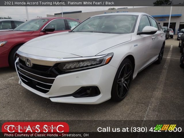 2021 Honda Accord Touring Hybrid in Platinum White Pearl