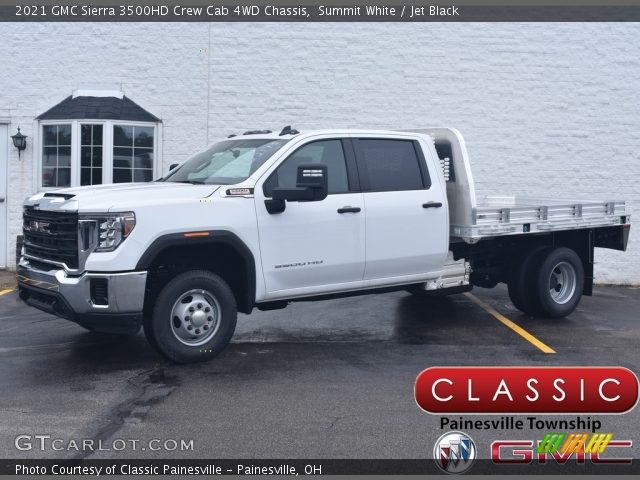2021 GMC Sierra 3500HD Crew Cab 4WD Chassis in Summit White