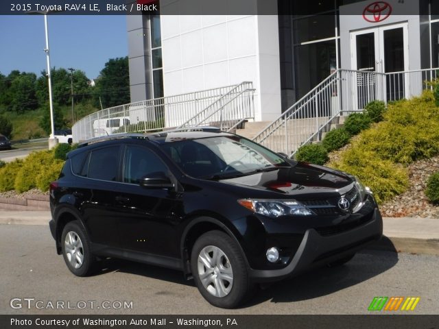 2015 Toyota RAV4 LE in Black