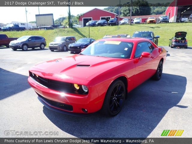 2017 Dodge Challenger SXT in TorRed
