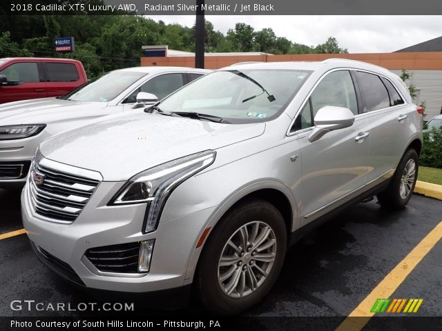 2018 Cadillac XT5 Luxury AWD in Radiant Silver Metallic