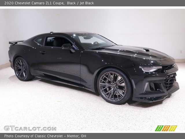 2020 Chevrolet Camaro ZL1 Coupe in Black