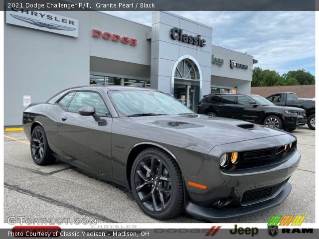 2021 Dodge Challenger R/T in Granite Pearl