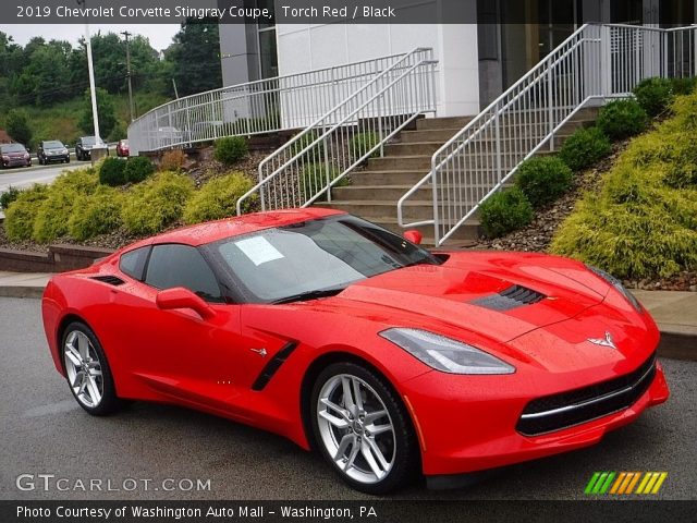 2019 Chevrolet Corvette Stingray Coupe in Torch Red