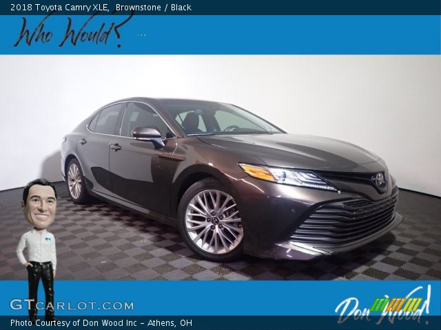 2018 Toyota Camry XLE in Brownstone