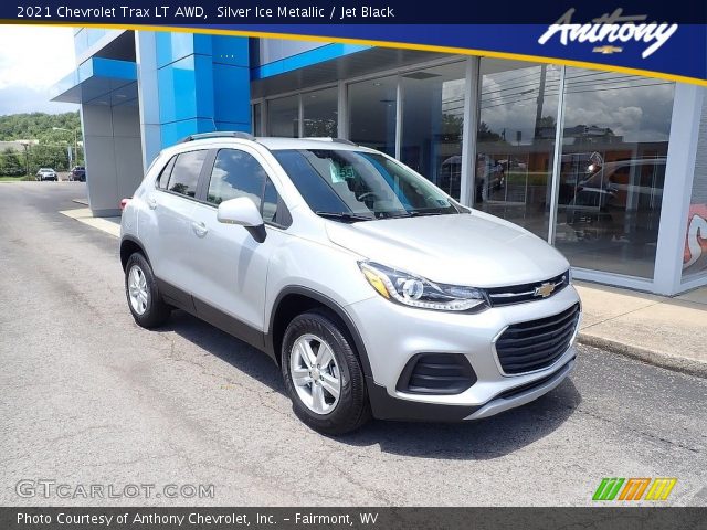 2021 Chevrolet Trax LT AWD in Silver Ice Metallic