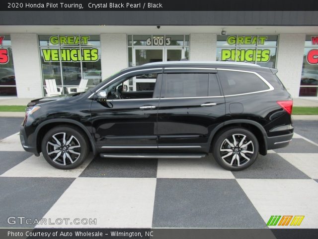 2020 Honda Pilot Touring in Crystal Black Pearl