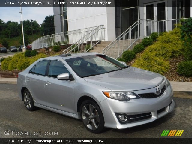 2014 Toyota Camry SE V6 in Classic Silver Metallic