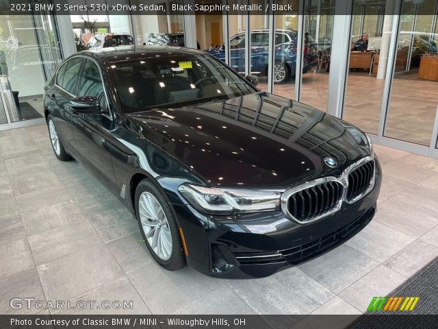 2021 BMW 5 Series 530i xDrive Sedan in Black Sapphire Metallic