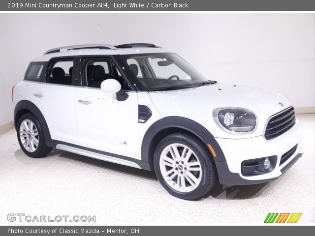 2019 Mini Countryman Cooper All4 in Light White