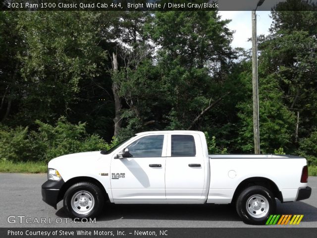 2021 Ram 1500 Classic Quad Cab 4x4 in Bright White
