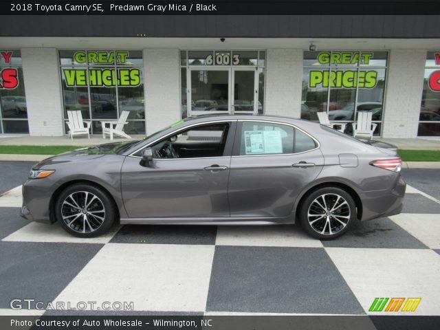 2018 Toyota Camry SE in Predawn Gray Mica