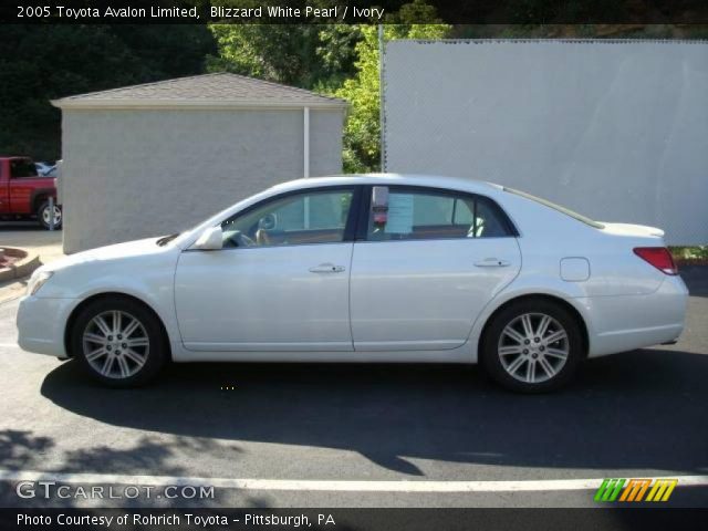 2005 Toyota Avalon Limited in Blizzard White Pearl
