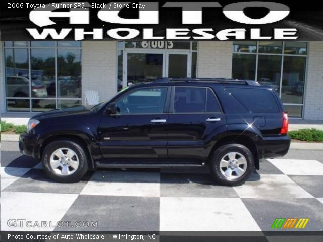 2006 Toyota 4Runner SR5 in Black