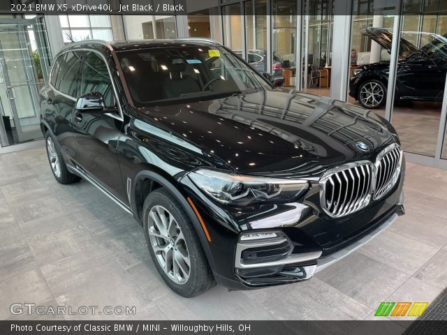 2021 BMW X5 xDrive40i in Jet Black