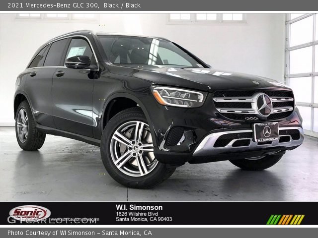 2021 Mercedes-Benz GLC 300 in Black