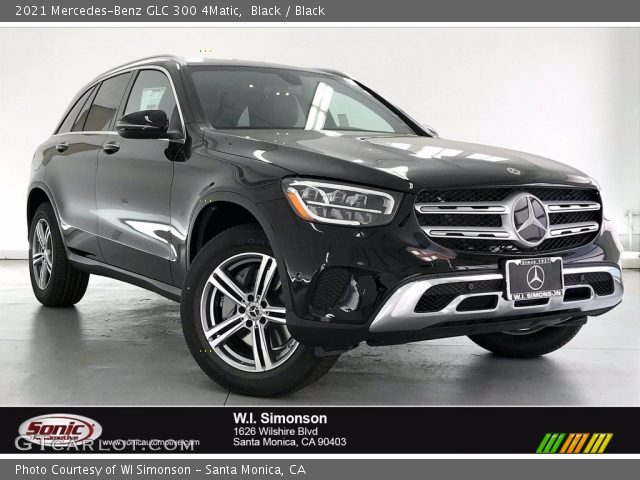 2021 Mercedes-Benz GLC 300 4Matic in Black