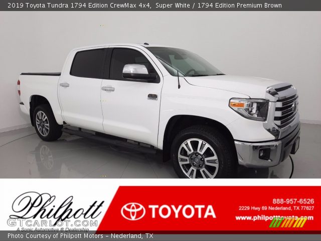 2019 Toyota Tundra 1794 Edition CrewMax 4x4 in Super White