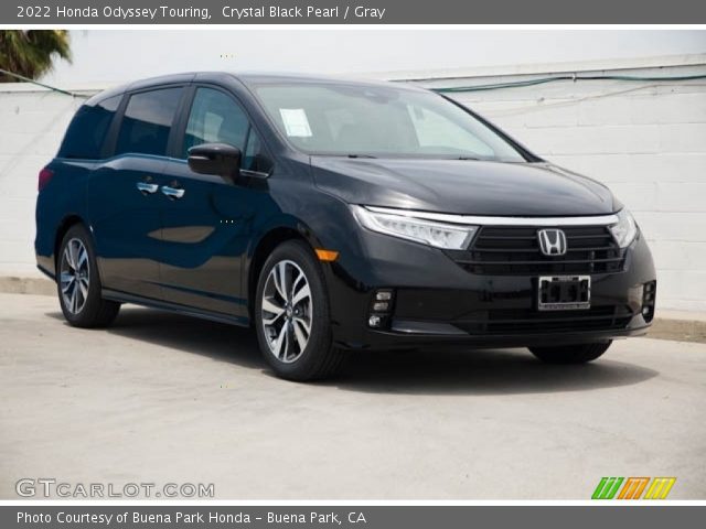 2022 Honda Odyssey Touring in Crystal Black Pearl