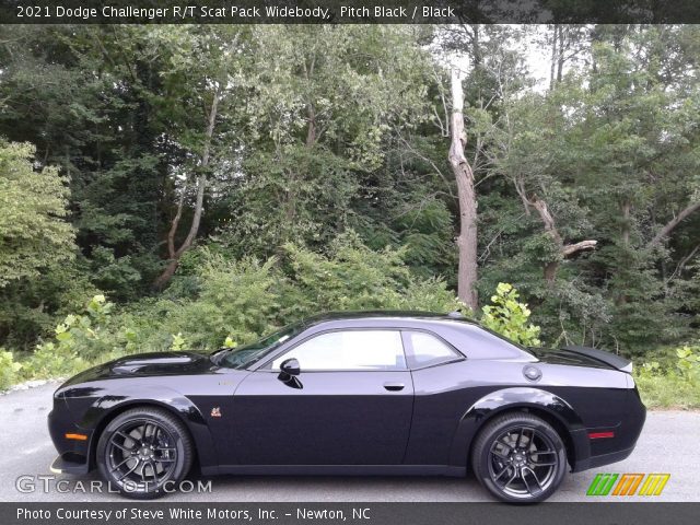 2021 Dodge Challenger R/T Scat Pack Widebody in Pitch Black