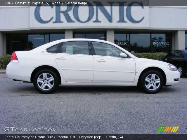2007 Chevrolet Impala LS in White