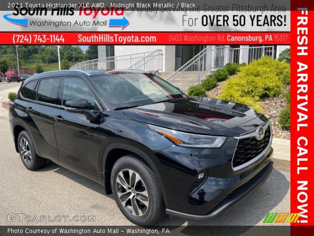 2021 Toyota Highlander XLE AWD in Midnight Black Metallic