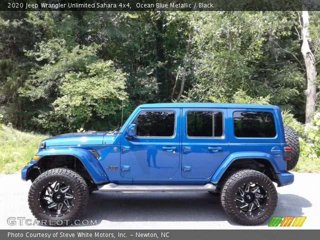 2020 Jeep Wrangler Unlimited Sahara 4x4 in Ocean Blue Metallic