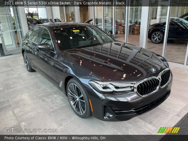 2021 BMW 5 Series 530i xDrive Sedan in Dark Graphite Metallic