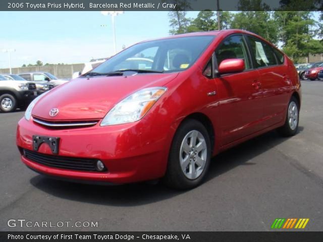 2006 Toyota Prius Hybrid in Barcelona Red Metallic