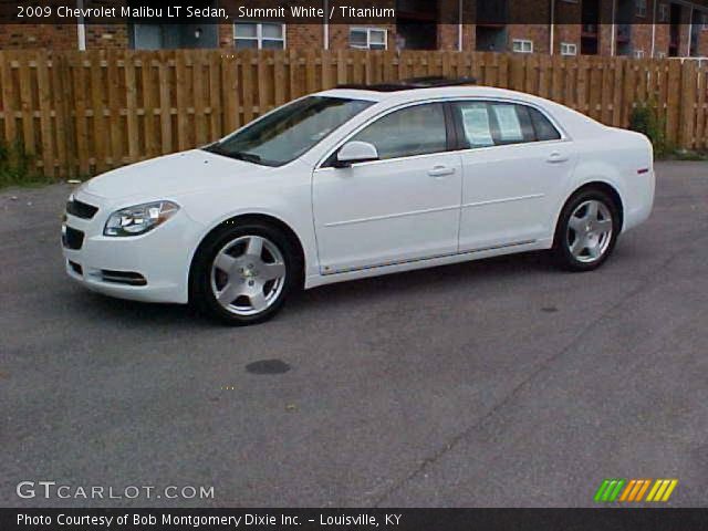 2009 Chevrolet Malibu LT Sedan in Summit White