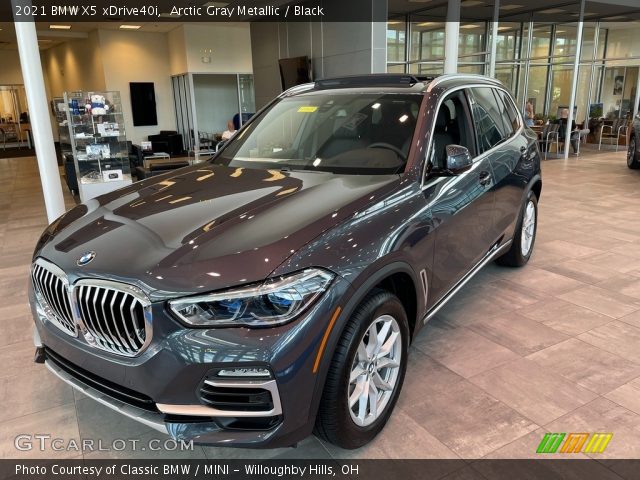 2021 BMW X5 xDrive40i in Arctic Gray Metallic