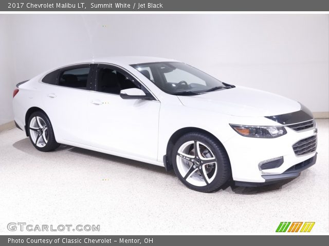 2017 Chevrolet Malibu LT in Summit White