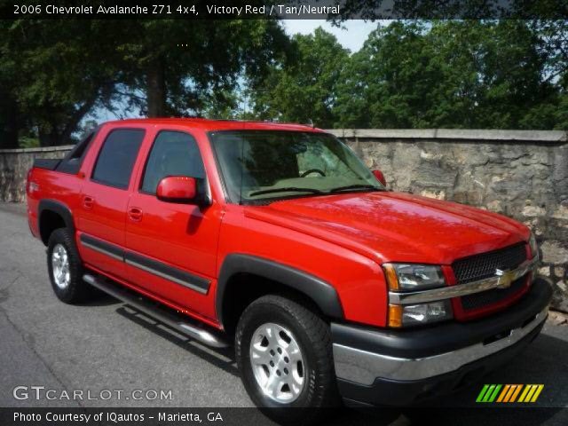 2006 Chevrolet Avalanche Z71 4x4 in Victory Red