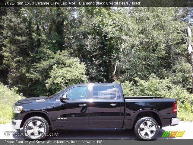 2021 Ram 1500 Laramie Crew Cab 4x4 in Diamond Black Crystal Pearl