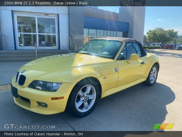2000 BMW Z3 2.3 Roadster in Dakar Yellow