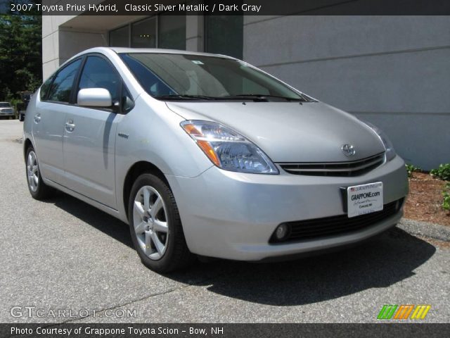 2007 Toyota Prius Hybrid in Classic Silver Metallic