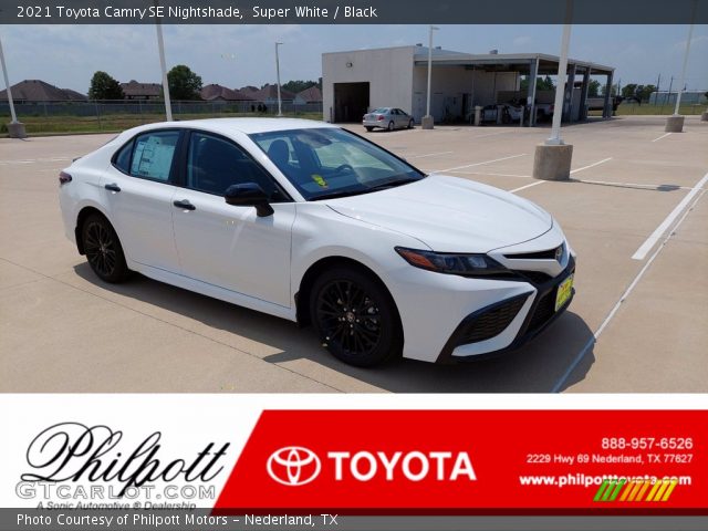 2021 Toyota Camry SE Nightshade in Super White