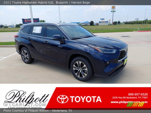 2021 Toyota Highlander Hybrid XLE in Blueprint