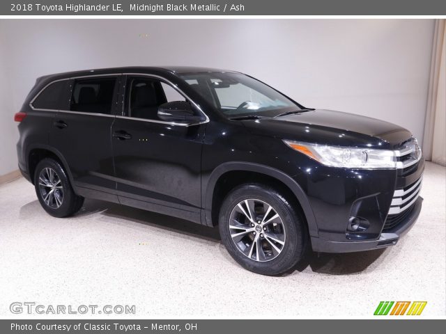2018 Toyota Highlander LE in Midnight Black Metallic