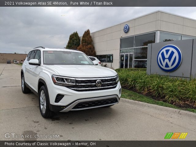 2021 Volkswagen Atlas SE 4Motion in Pure White