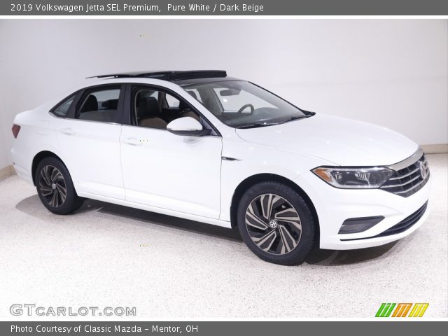 2019 Volkswagen Jetta SEL Premium in Pure White