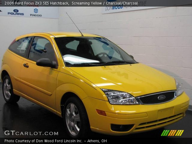 2006 Ford Focus ZX3 SES Hatchback in Screaming Yellow