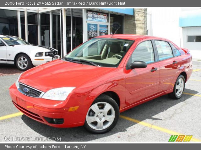 2006 Ford Focus ZX4 SES Sedan in Infra-Red