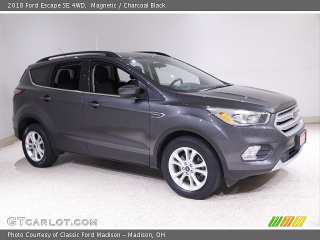 2018 Ford Escape SE 4WD in Magnetic