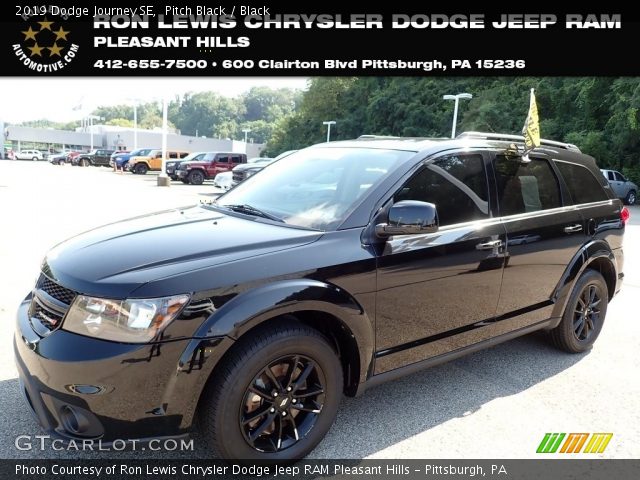 2019 Dodge Journey SE in Pitch Black
