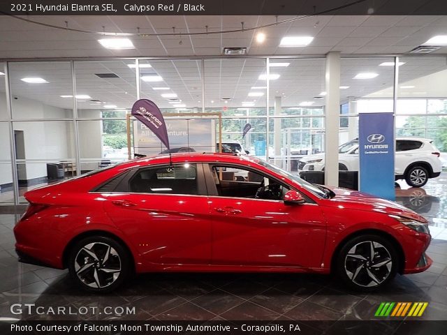 2021 Hyundai Elantra SEL in Calypso Red