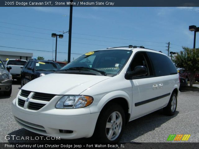 2005 Dodge Caravan SXT in Stone White